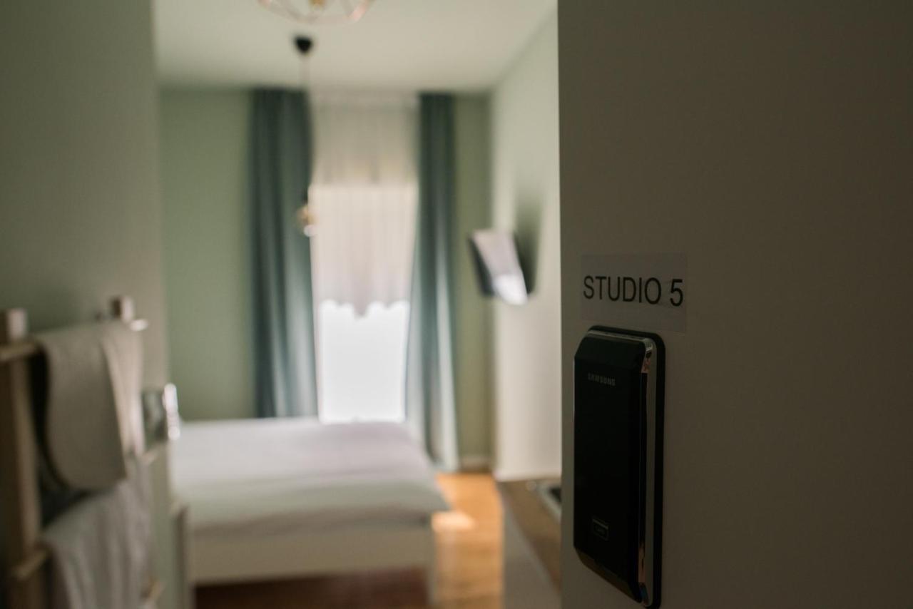 Smile&Love Republic Zagreb Center Extérieur photo